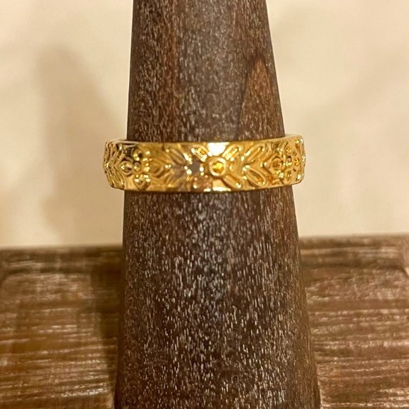 Anthropologie Jewelry - New! "Fleur De Lis" Golden Band